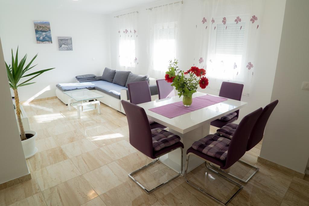 Apartmani Ruzica Makarska Buitenkant foto